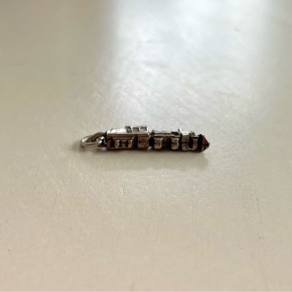 Vintage Miniature Metal Train Locomotive Charm Unmarked Estate Find - Picture 3 of 7